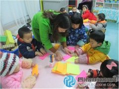 提高幼儿动手能力 二十三幼小班组开展手