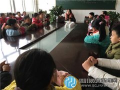 罗龙实验小学召开大队干部会