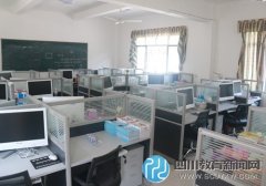 新学期 雷波西宁镇中心校教师配备一流的