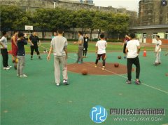  石室联中西区市民体验课程进行中