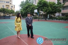 青羊区教育局张宇局长到光华小学视察指