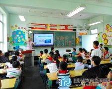 龙泉实验小学：家长课堂 精彩绽放