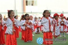 龙泉驿区元迪龙华幼儿园：国学传经典，