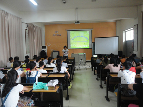 西街小学饮马河校区图片